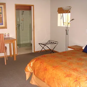 Bed & Breakfast Onuku