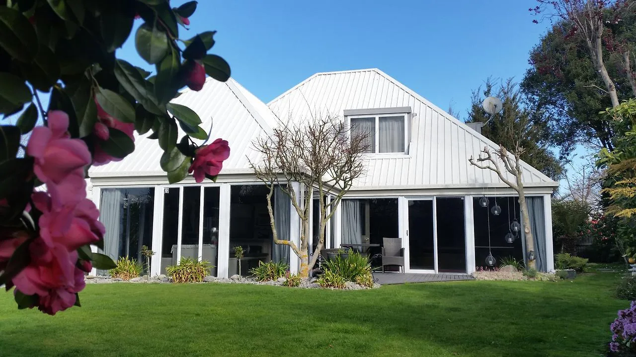 Berni'S Boutique Bnb Bed & Breakfast Christchurch New Zealand