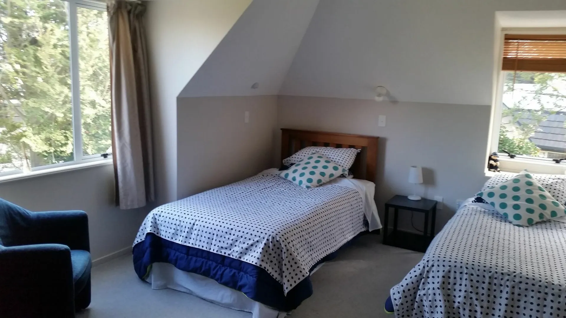 Berni'S Boutique Bnb Bed & Breakfast Christchurch